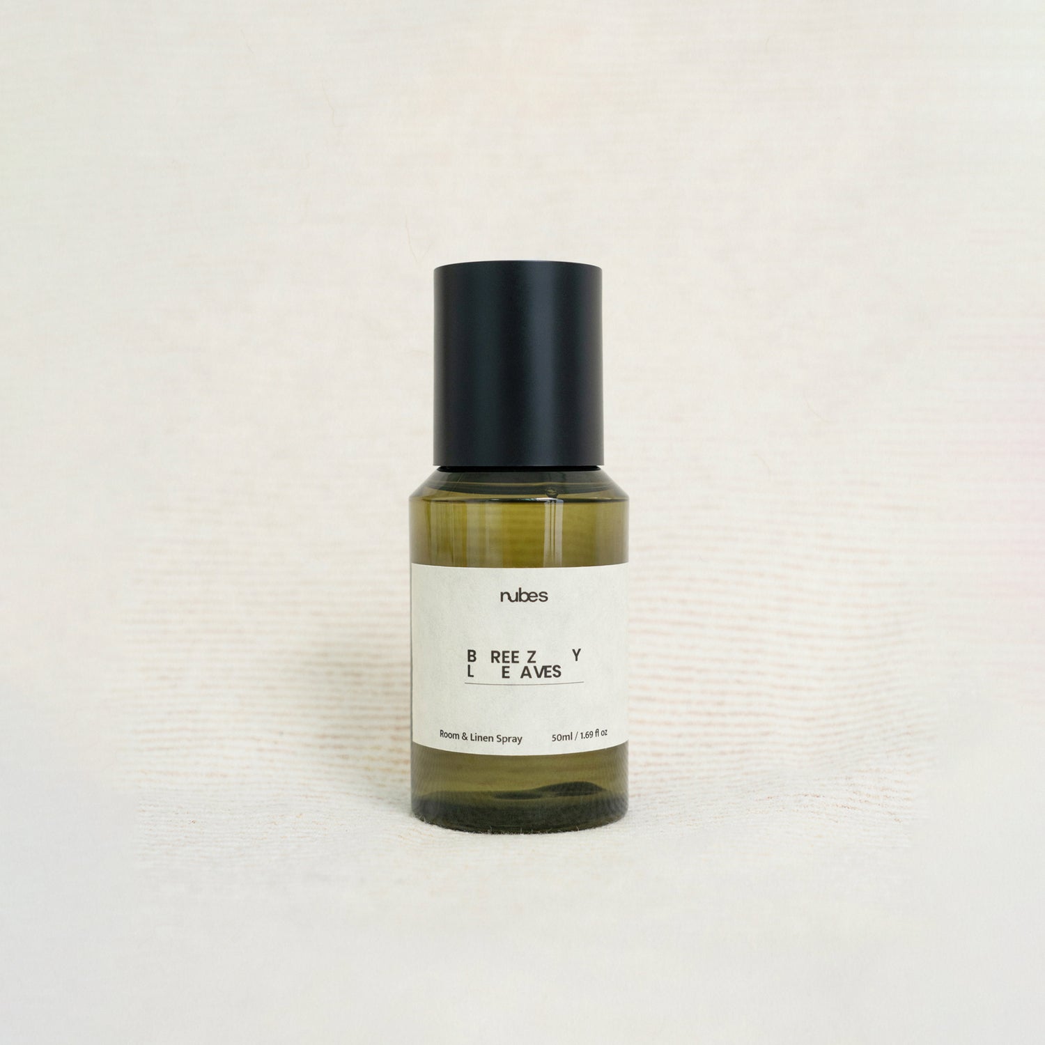 Breezy Leaves Room &amp; Linen Spray · 50ml